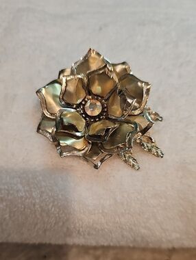 Gold-Tone Floral Brooch Pin with Sparkling Center